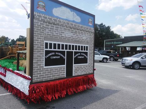 ACE PARADE FLOAT