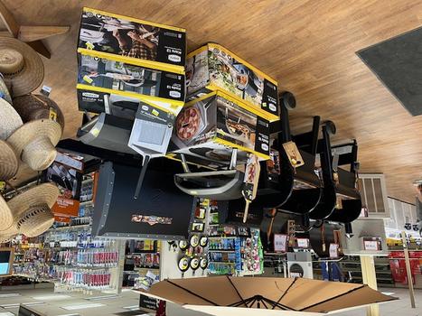 STORE PIC