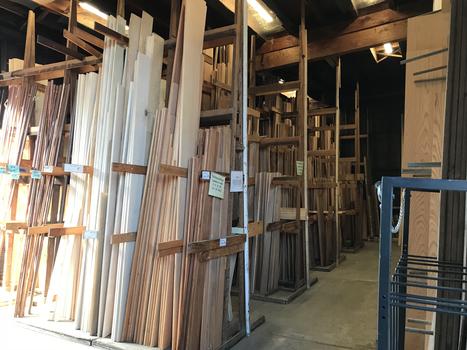 molding warehouse