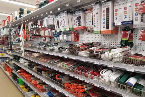 Extension Cords & Power Strips