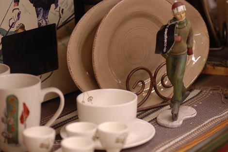 Decorative Dishes