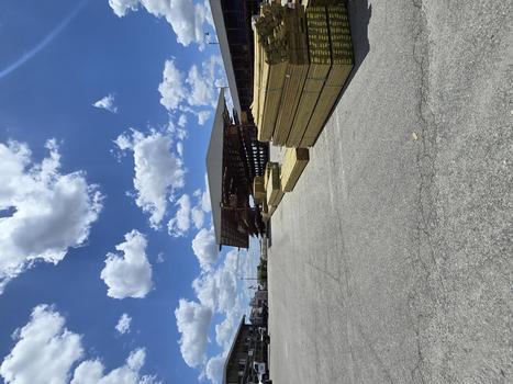 Store