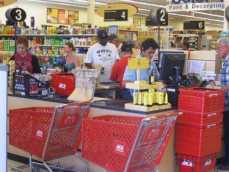 4 CHECKOUT STATIONS