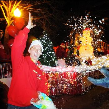 2011 Float "Snowy Hill w/ Frosty"