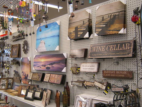 Gifts and Home Deco