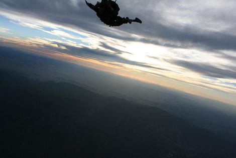 C V Ace Sky Diving