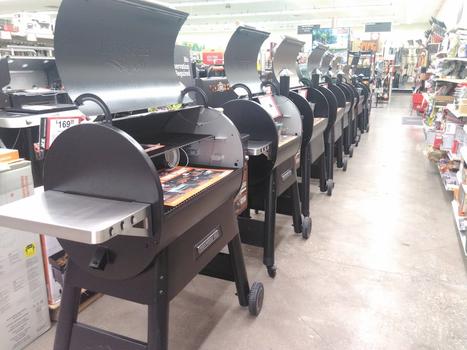 GRILLS