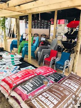 Mulches and Potting soils