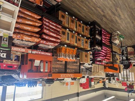 STORE PIC