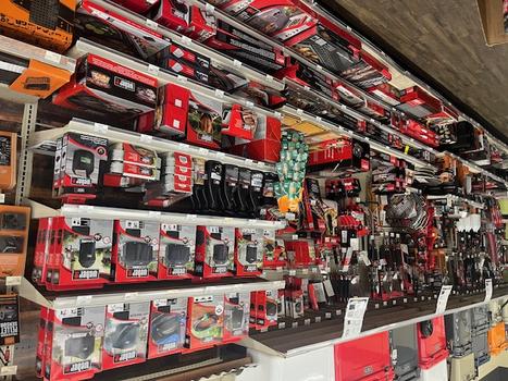 STORE PIC