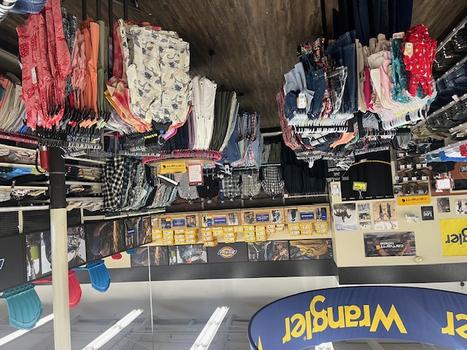 STORE PIC