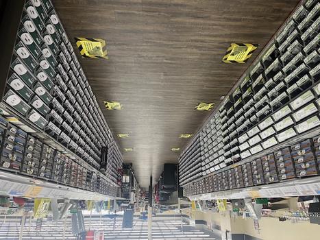 STORE PIC