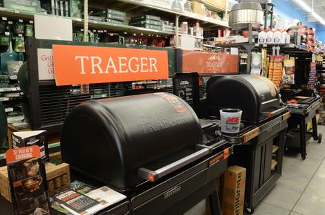 Hendersonville Ace Hardware BBQ