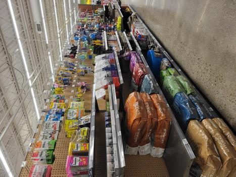Pet Aisle