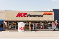 Store Front Sinton Ace Hardware